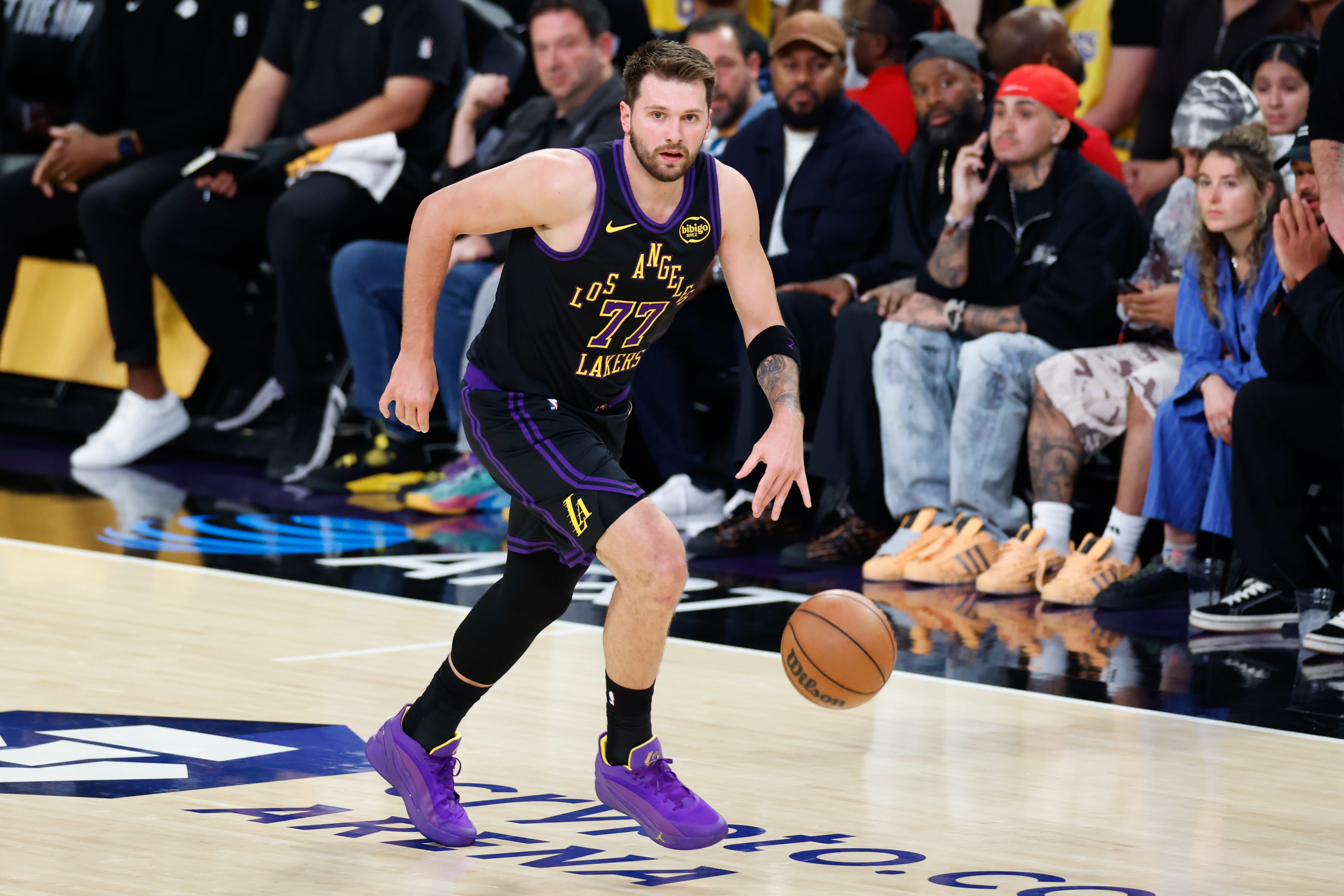 mk体育官网-东契奇成为本赛季第13位单场50+球员 约基奇2次&amp;掘金3人均为最多