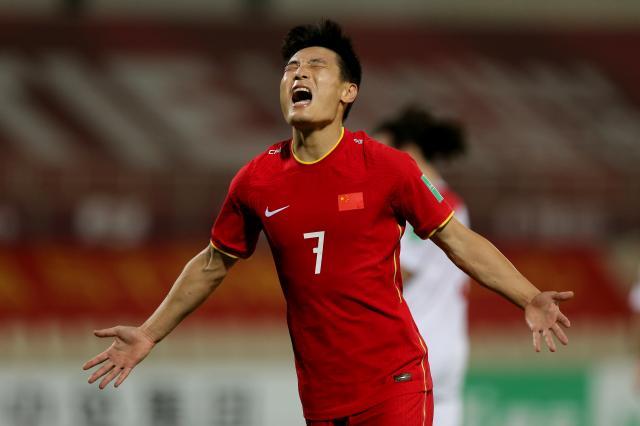 mk体育下载-京媒：尽管有多名入籍球员 但留洋才是未来的希望